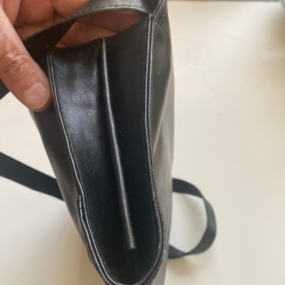 Tano Vintage Black Leather Clutch Envelope Style Bag - Picture 10 of 16